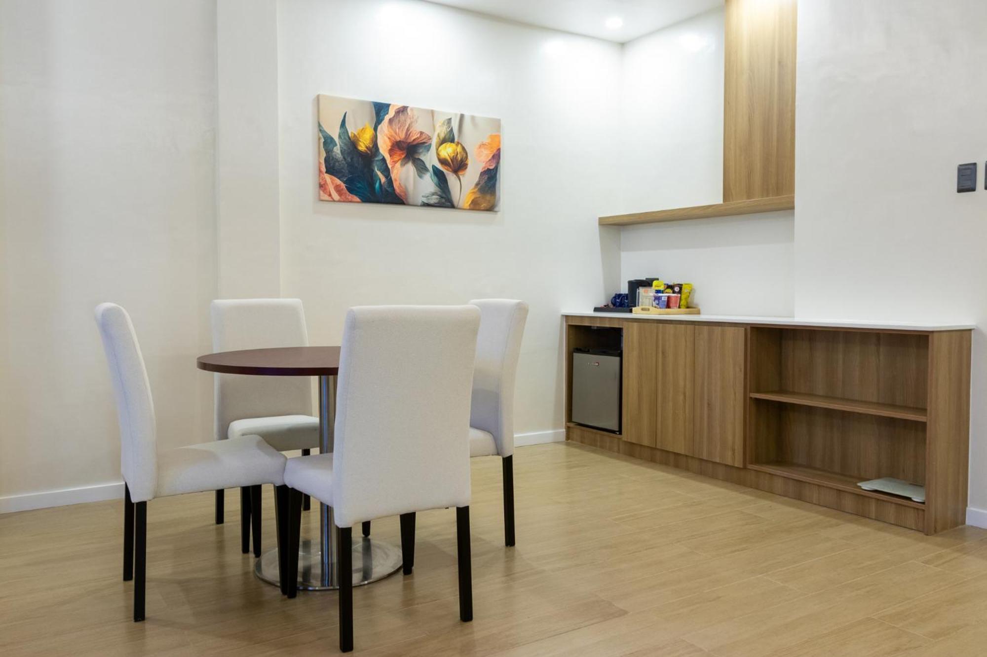 Levo Hotel Urdaneta Εξωτερικό φωτογραφία