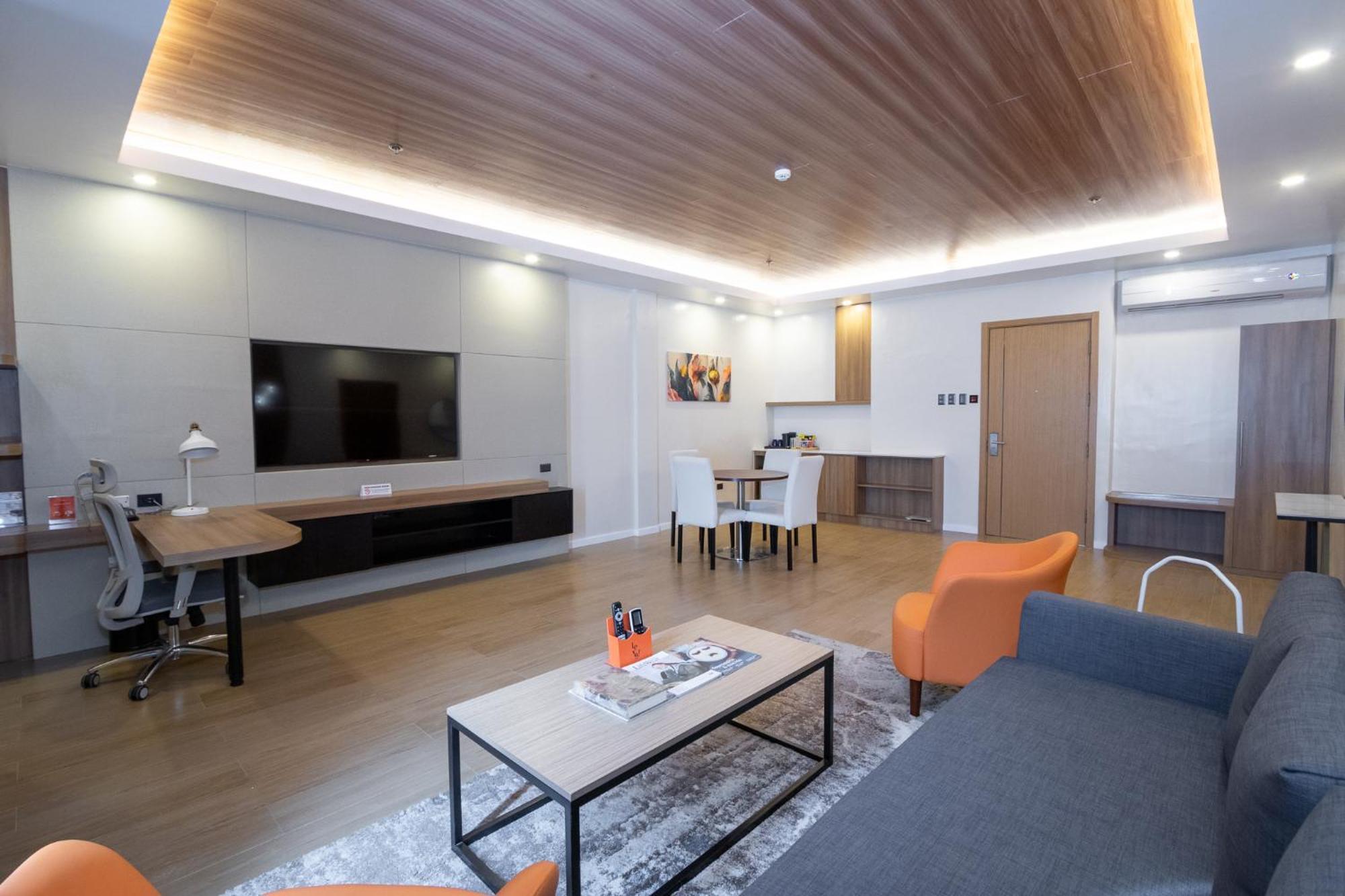 Levo Hotel Urdaneta Εξωτερικό φωτογραφία